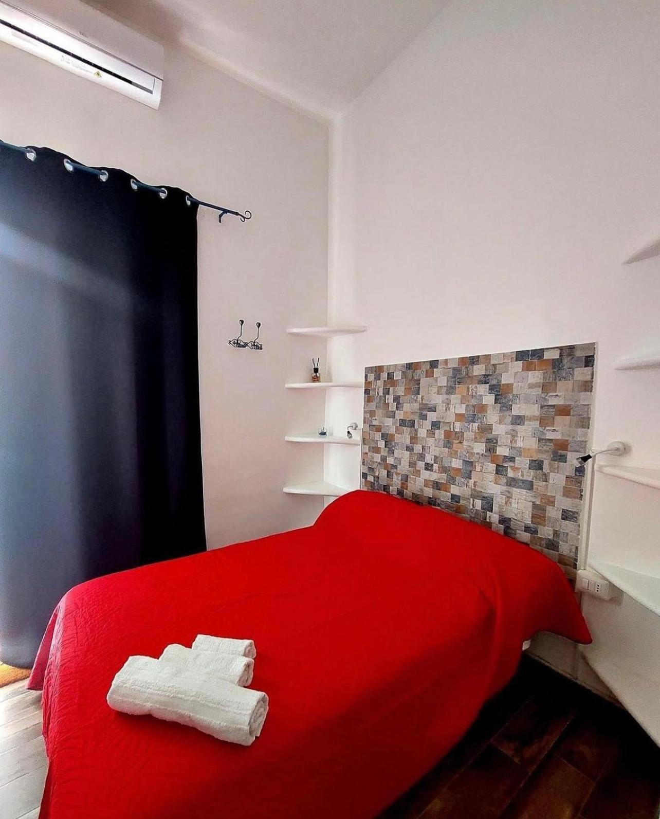 Apartamento Domus Carbonari Nápoles Exterior foto